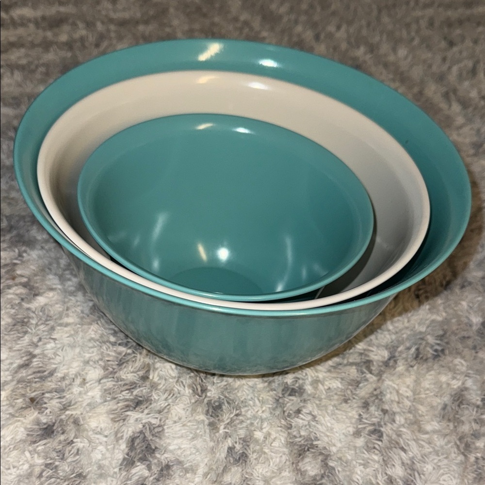 Duraware Mixing Bowls 3 PC Set of Farmhouse Nesting 88 (teal) 90(teal) 98(white)